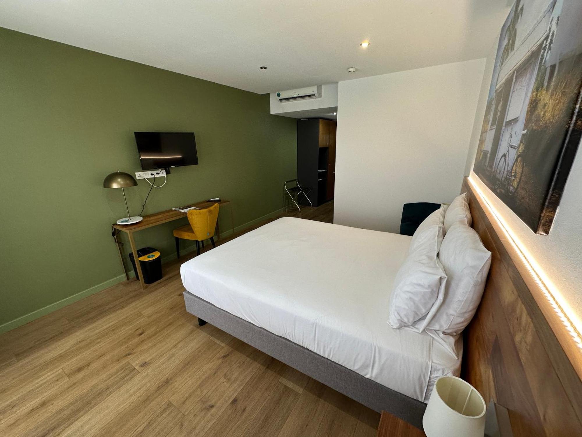 Hotel Exsel Creolia 圣丹尼斯 外观 照片