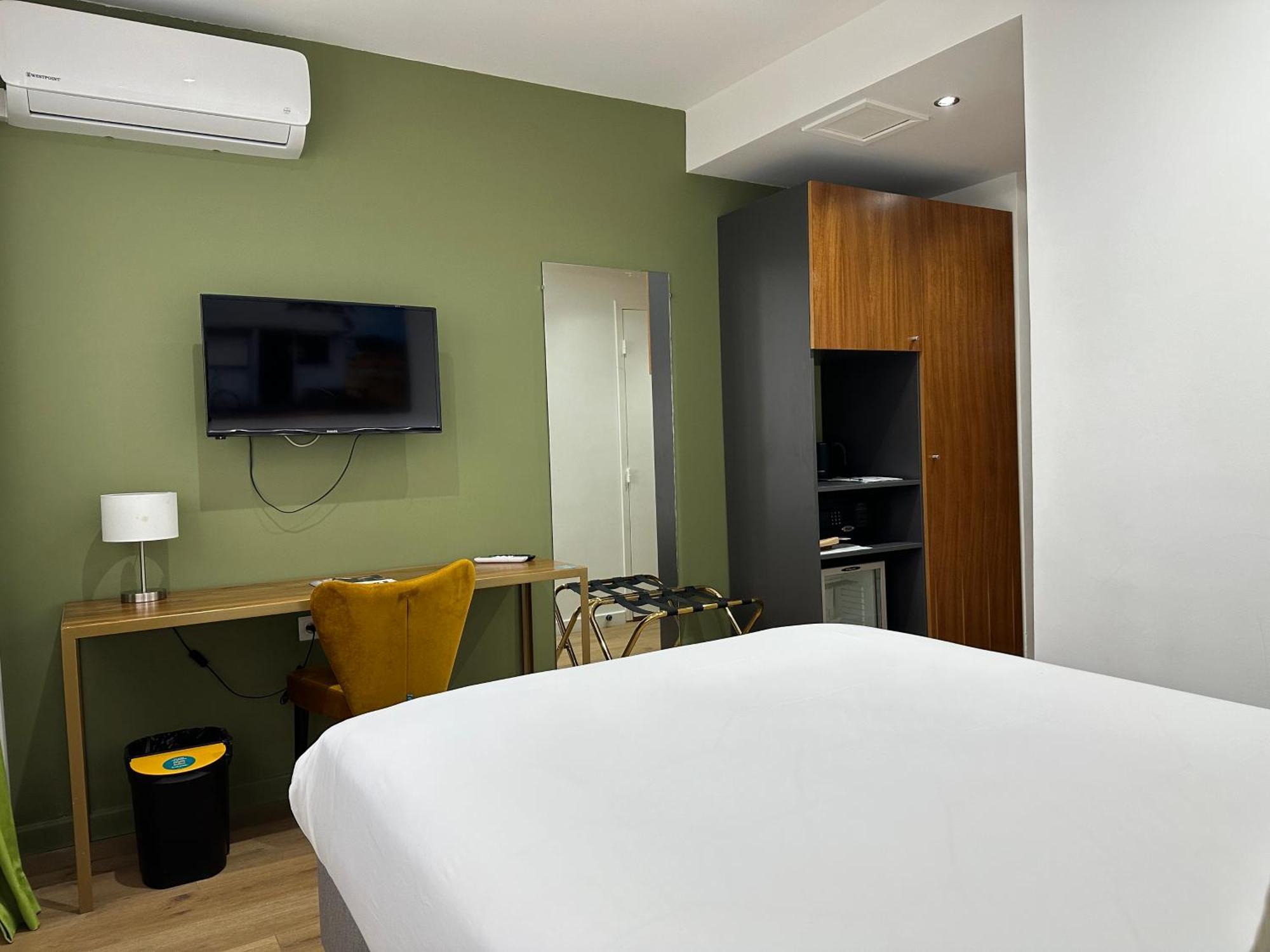 Hotel Exsel Creolia 圣丹尼斯 外观 照片