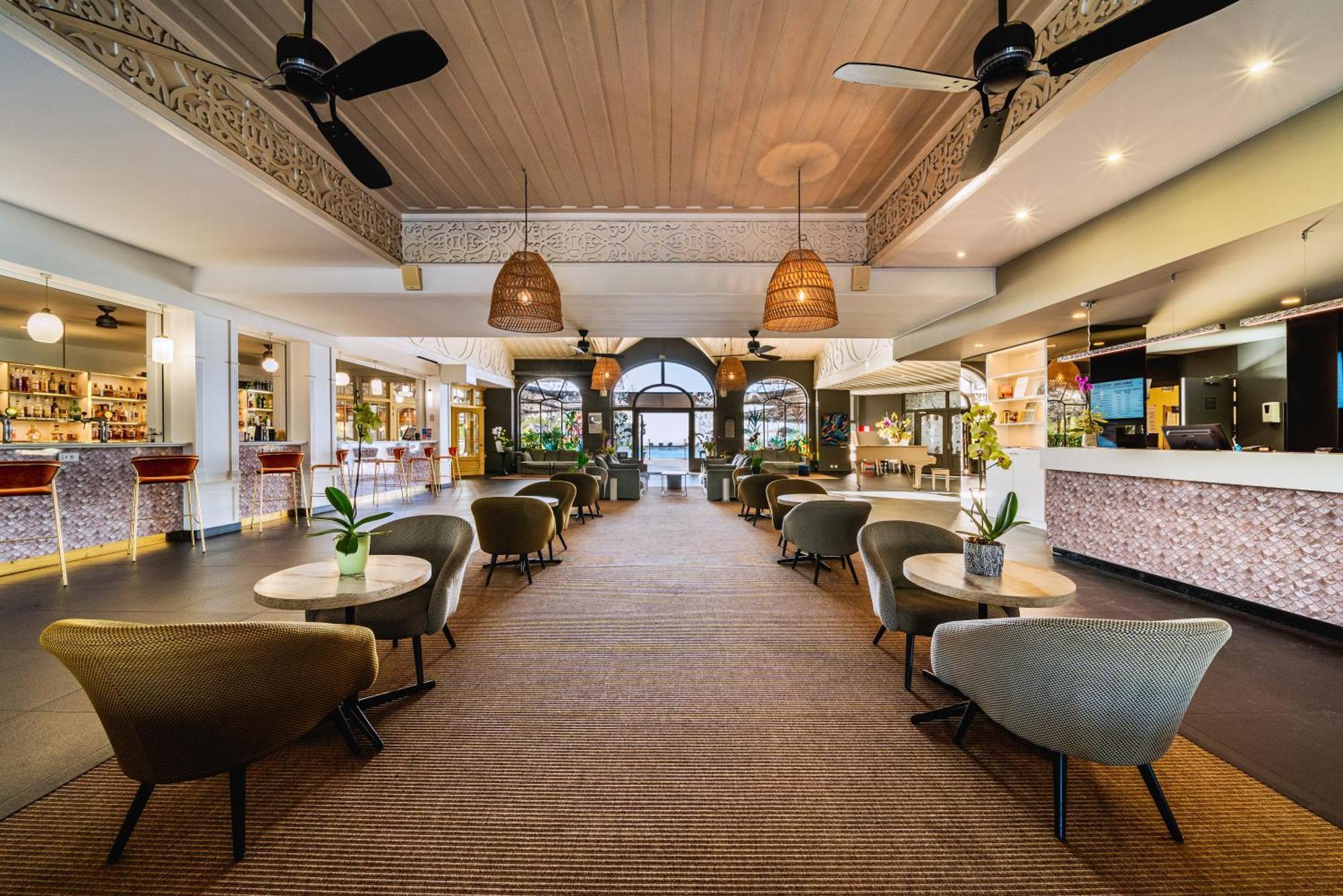 Hotel Exsel Creolia 圣丹尼斯 外观 照片
