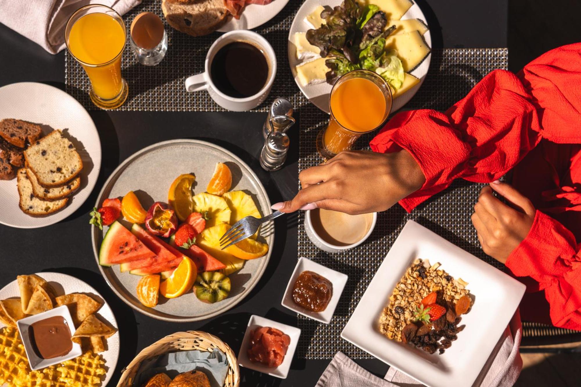 Hotel Exsel Creolia 圣丹尼斯 外观 照片